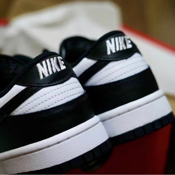 Nike dunks - Picture 3 of 6